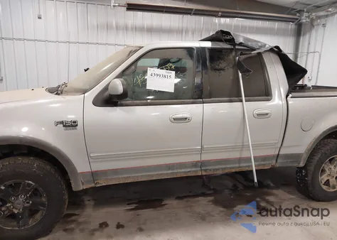 2002 Ford F-150 Lariat/Xlt z USA, uszkodzony, nr VIN 1FTRW08L12KB70492